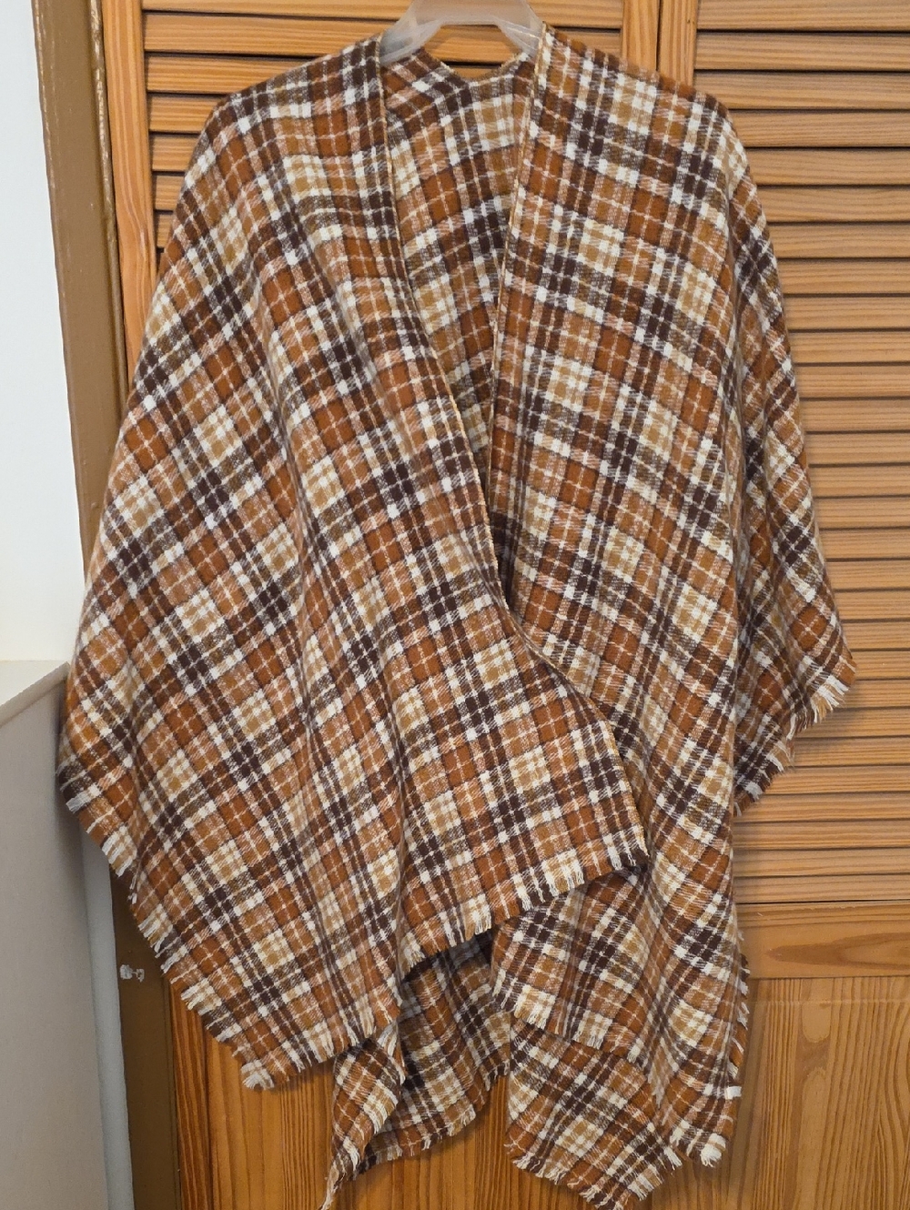 Old Navy Plaid Scarf in Brown and Cream